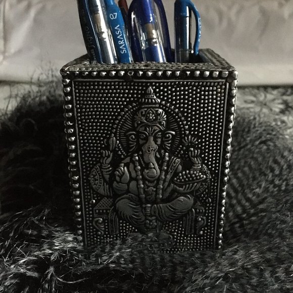 Vintage 90s Stamped Metal Lord Ganesha Pencil Holder - Picture 9 of 9
